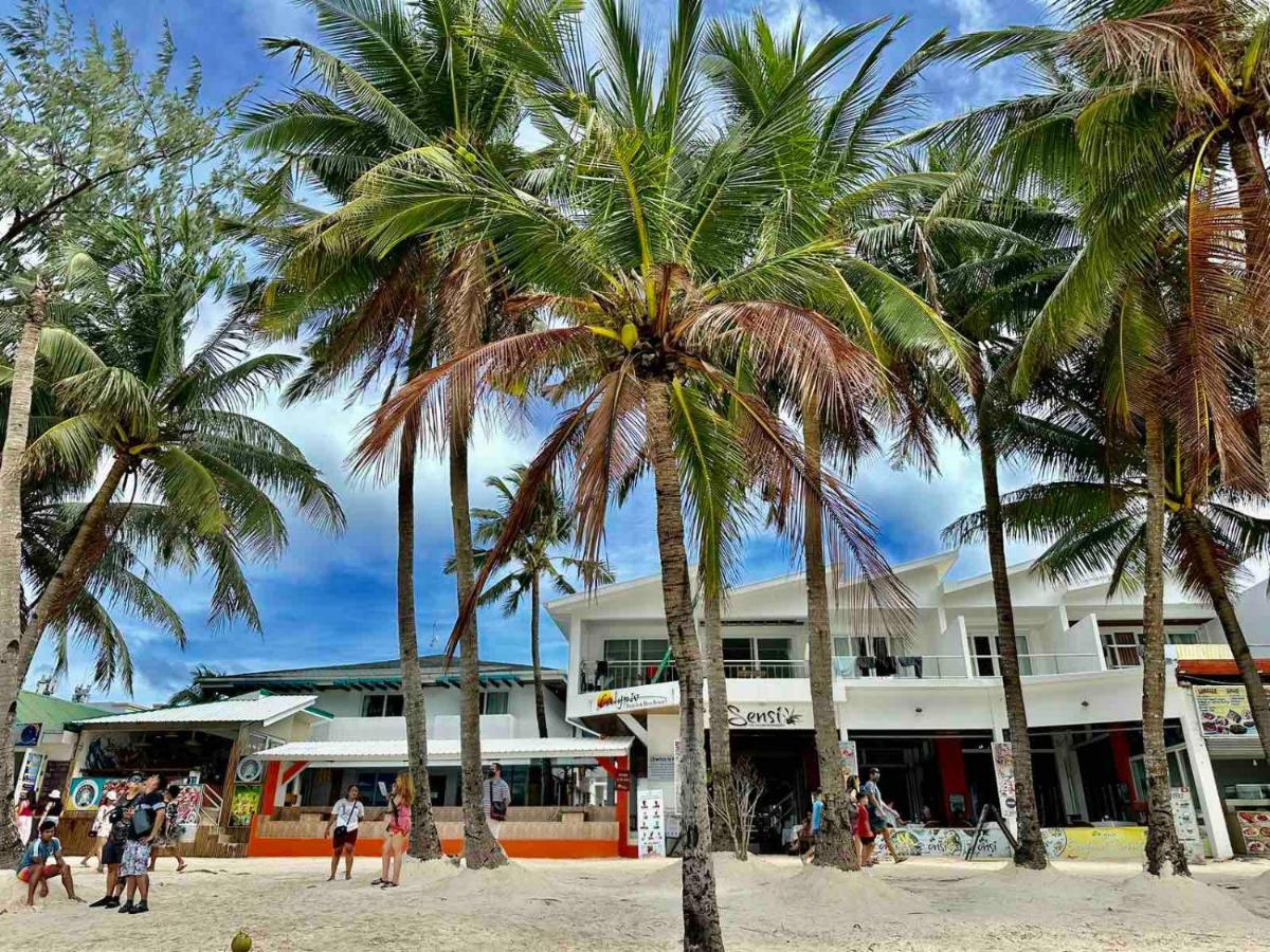 Calypso Beach And Dive Resort Manoc-Manoc Esterno foto