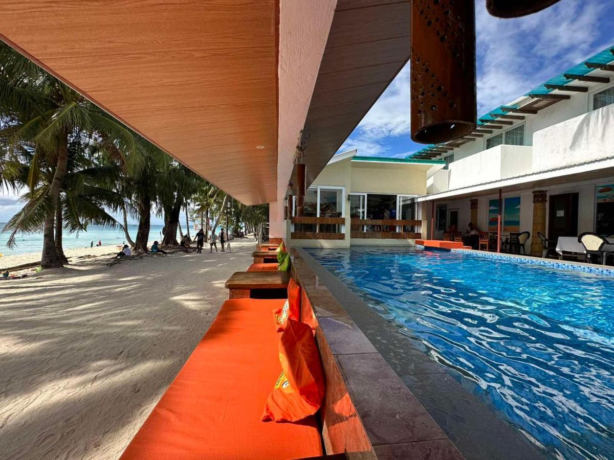 Calypso Beach And Dive Resort Manoc-Manoc Esterno foto