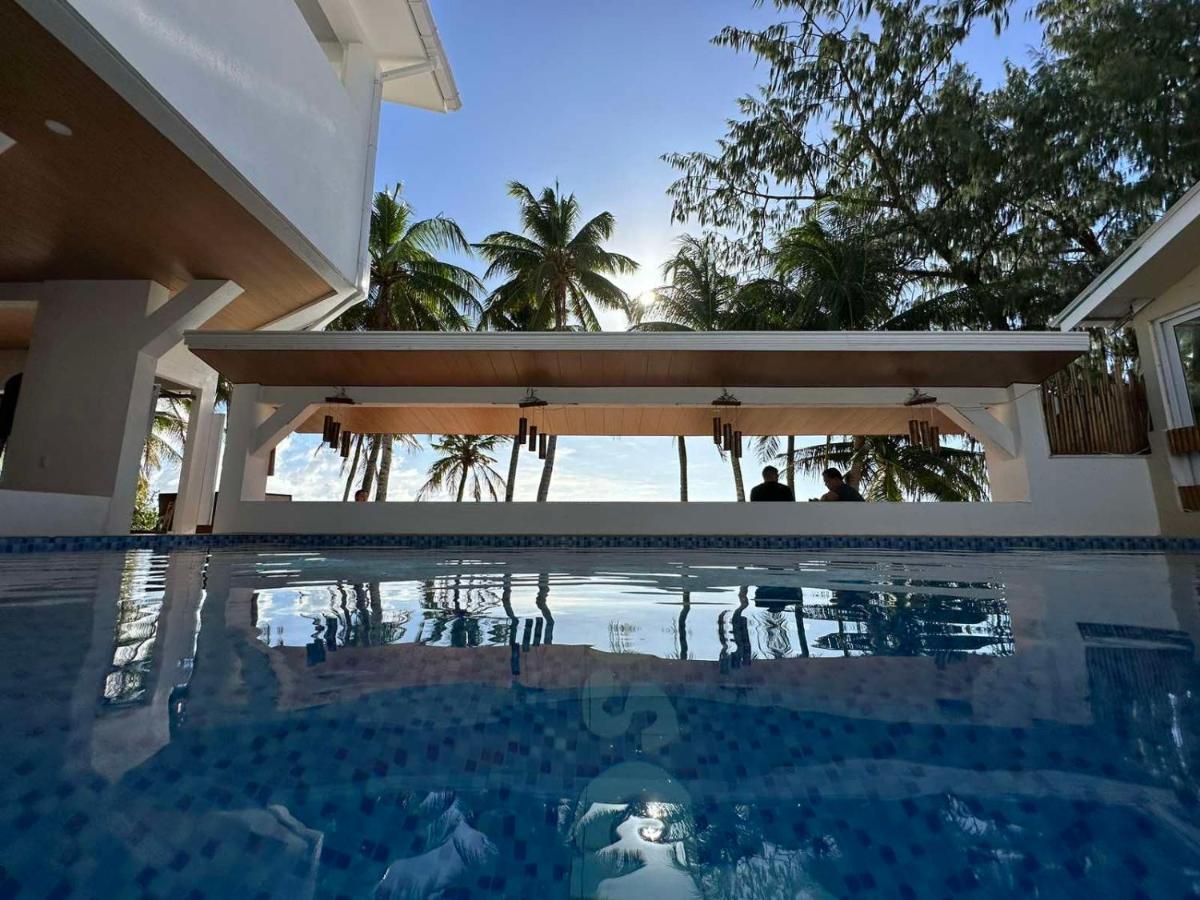 Calypso Beach And Dive Resort Manoc-Manoc Esterno foto
