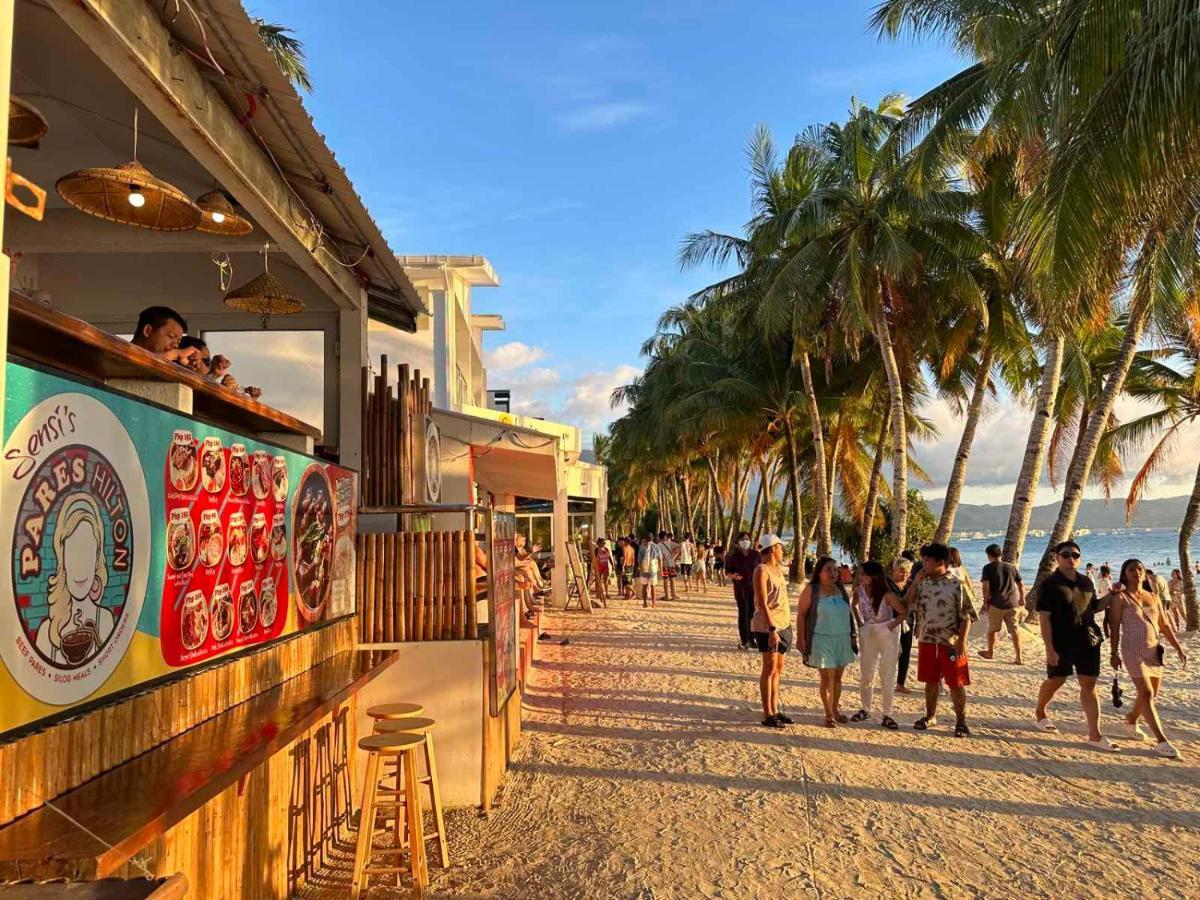 Calypso Beach And Dive Resort Manoc-Manoc Esterno foto