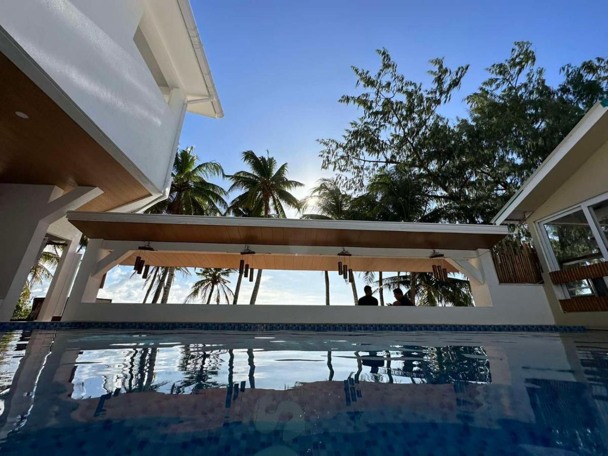 Calypso Beach And Dive Resort Manoc-Manoc Esterno foto