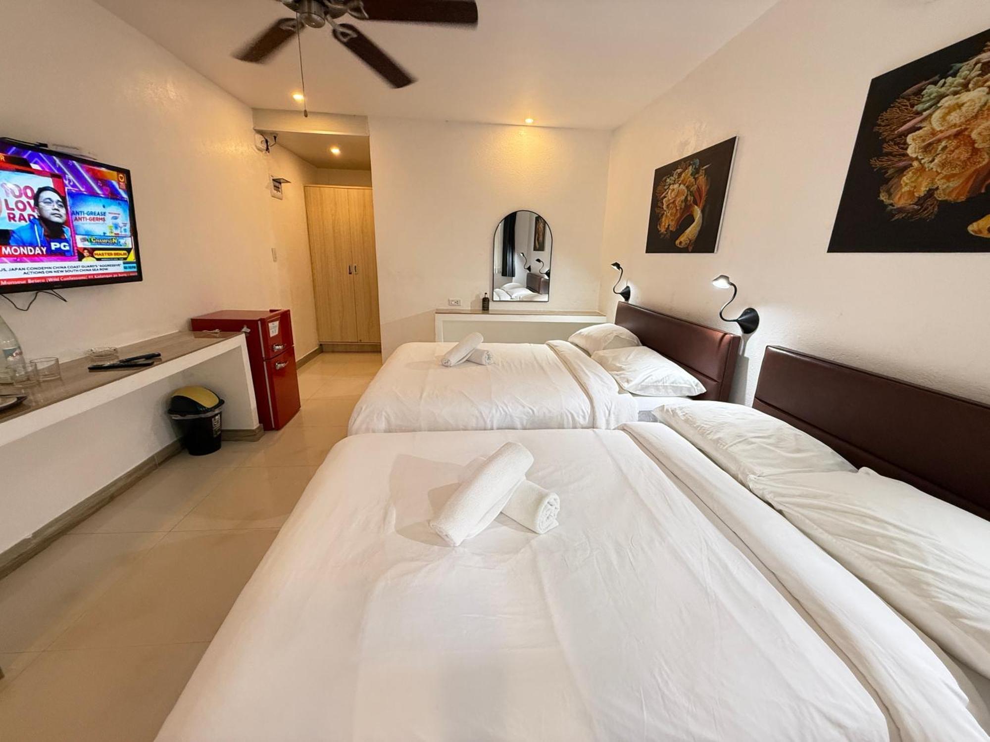 Calypso Beach And Dive Resort Manoc-Manoc Esterno foto