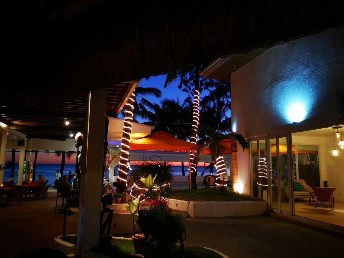 Calypso Beach And Dive Resort Manoc-Manoc Esterno foto